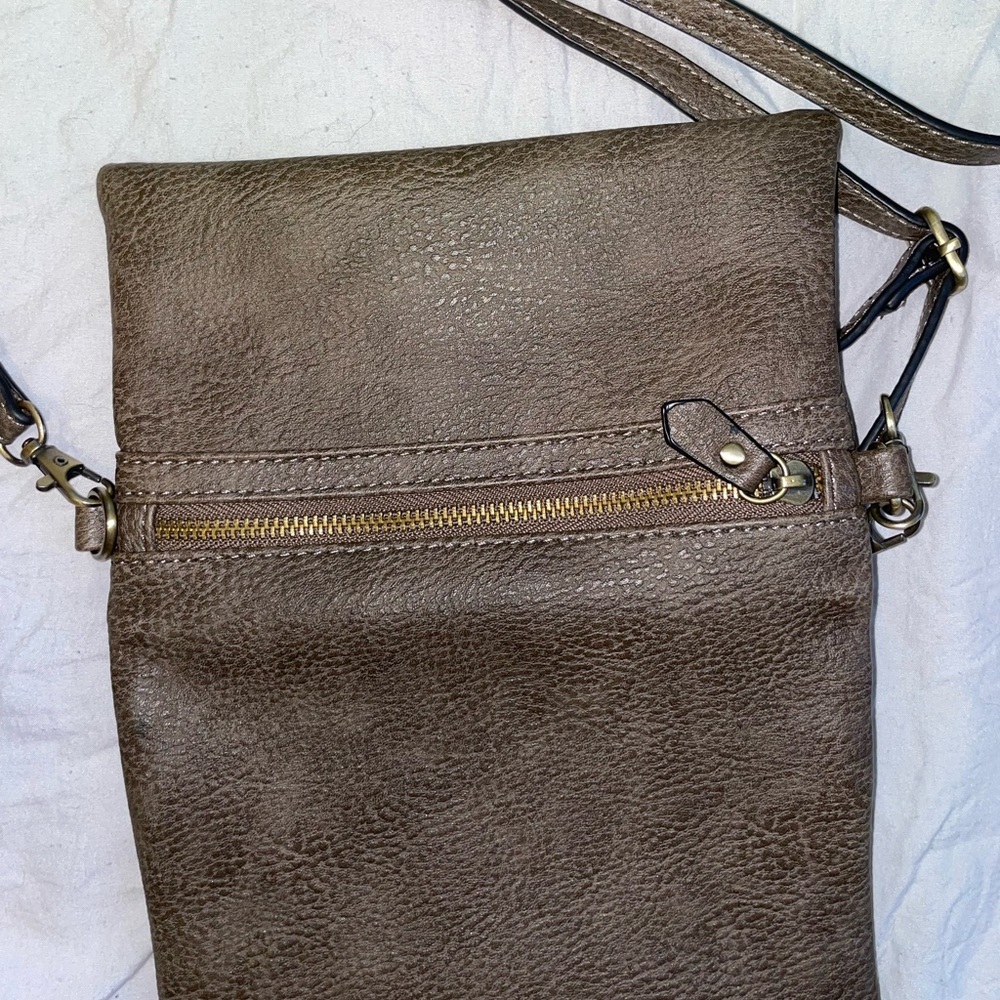 Joy Susan crossbody wallet / bag